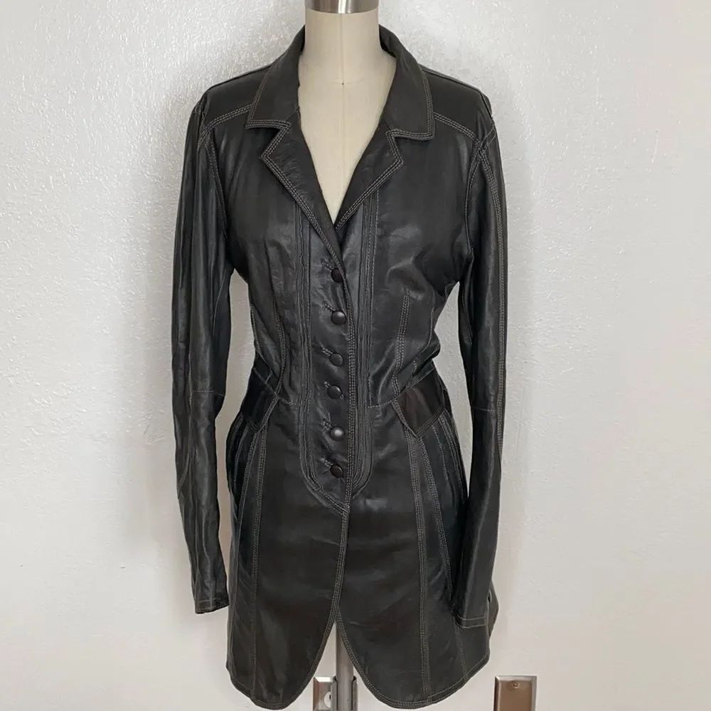 Gino’s vintage Y2K leather jacket